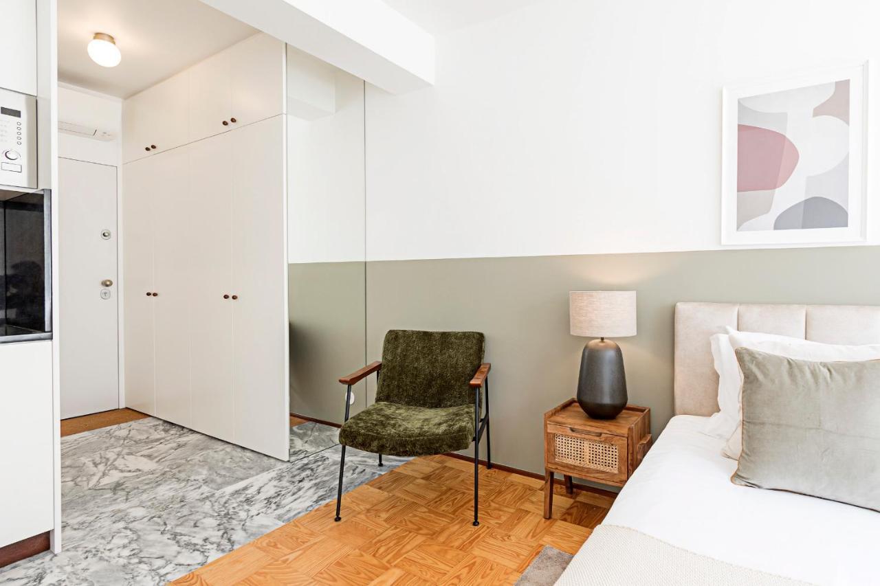 Ceuta Studio Apartments By Lovelystay Porto Bagian luar foto