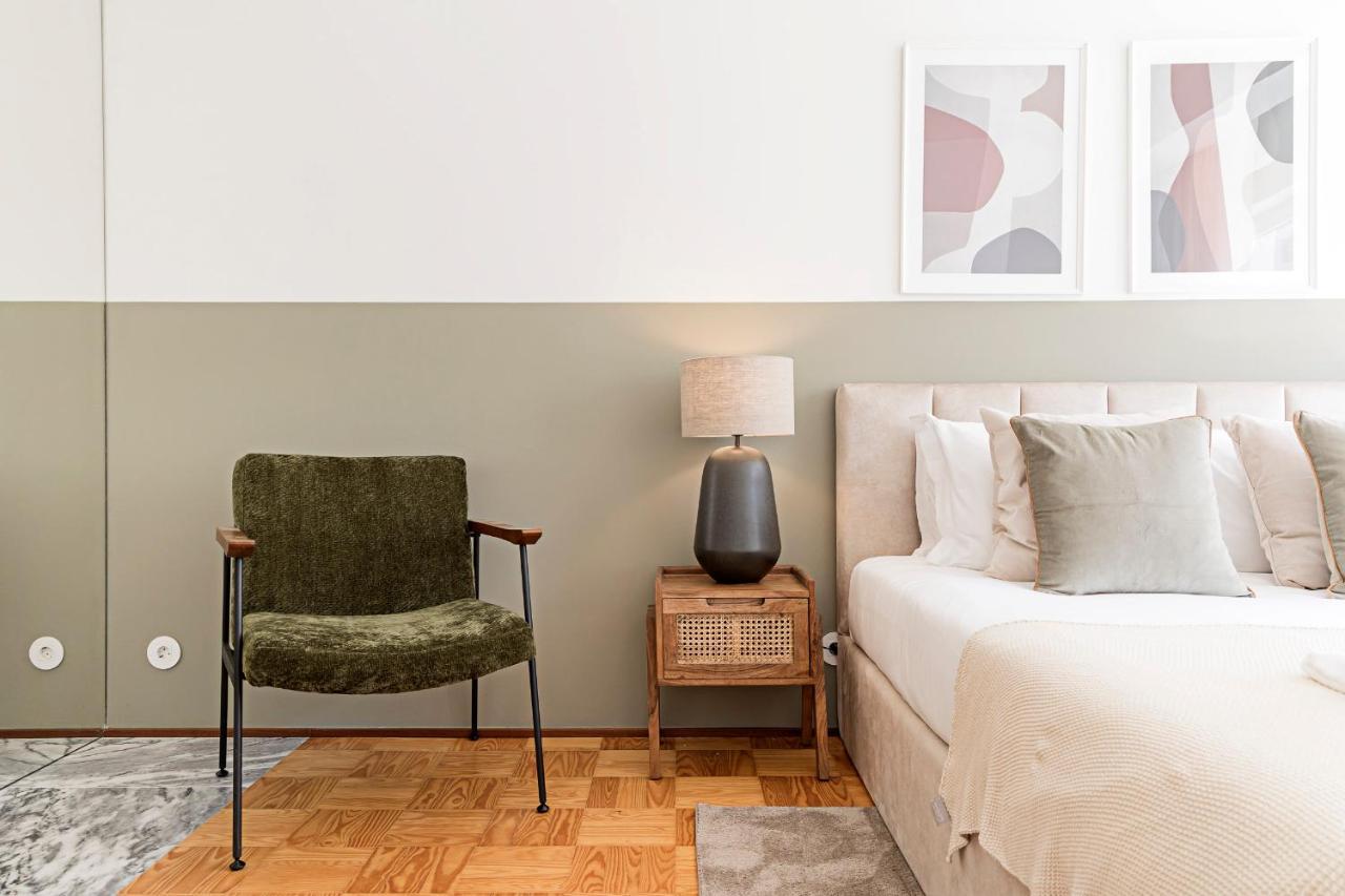 Ceuta Studio Apartments By Lovelystay Porto Bagian luar foto