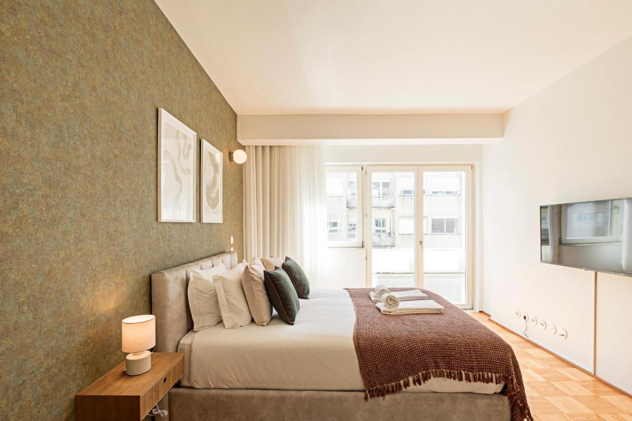 Ceuta Studio Apartments By Lovelystay Porto Bagian luar foto