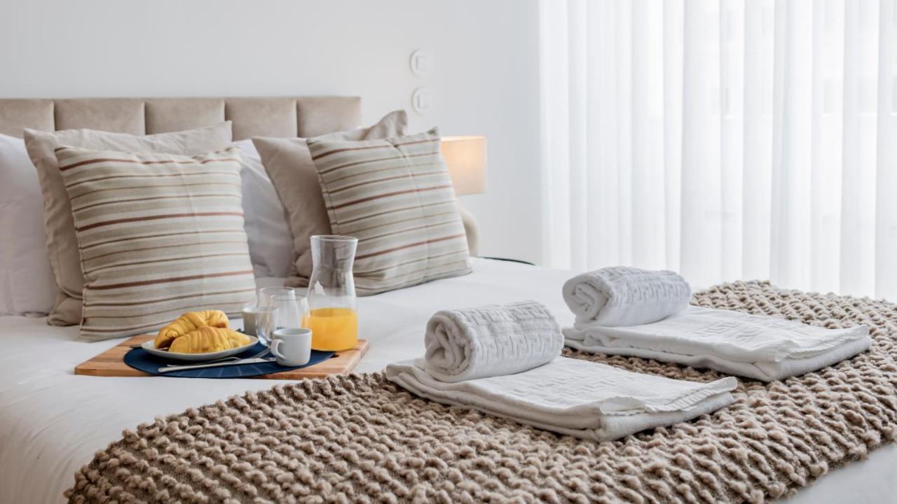 Ceuta Studio Apartments By Lovelystay Porto Bagian luar foto