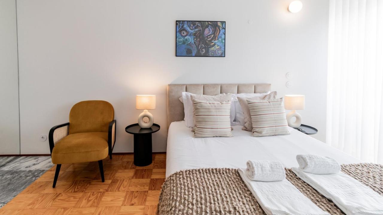 Ceuta Studio Apartments By Lovelystay Porto Bagian luar foto