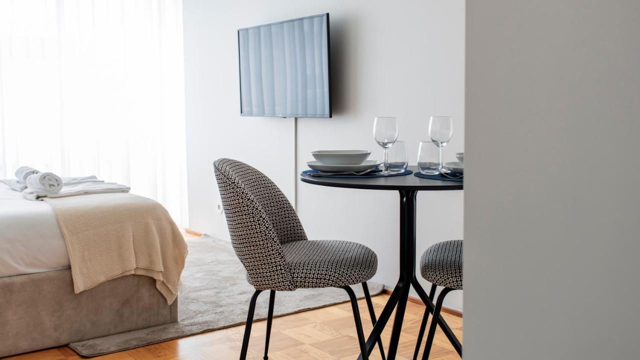 Ceuta Studio Apartments By Lovelystay Porto Bagian luar foto